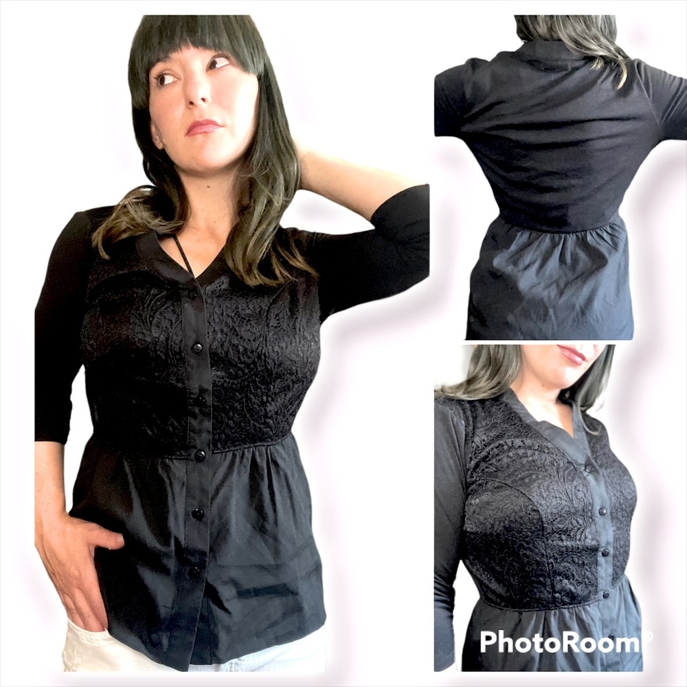 Black lace peplum MAURICES lightweight blouse XS